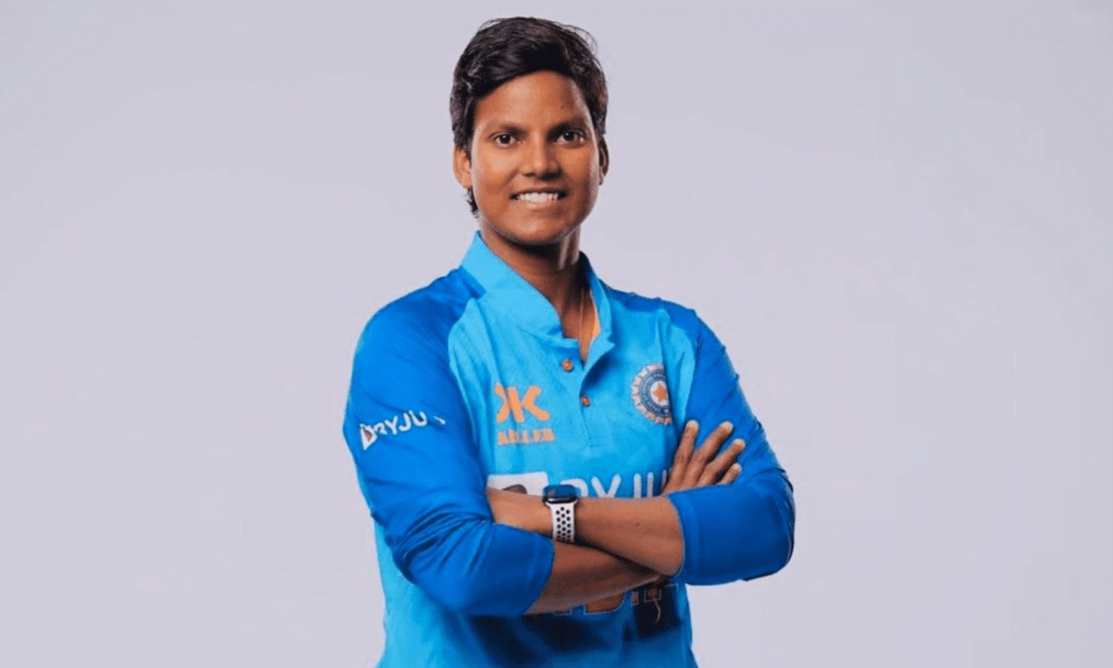 भारतीय महिला क्रिकेट टीम की ऑलराउंडर दीप्ति शर्मा, जो अर्जुन पुरस्कार से सम्मानित है, इन दिनों महिला प्रीमियर लीग के दूसरे सीजन में खेलती नजर आ रही हैं।